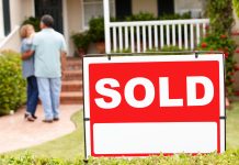 bigstockSeniorHispaniccouplemovingscaled