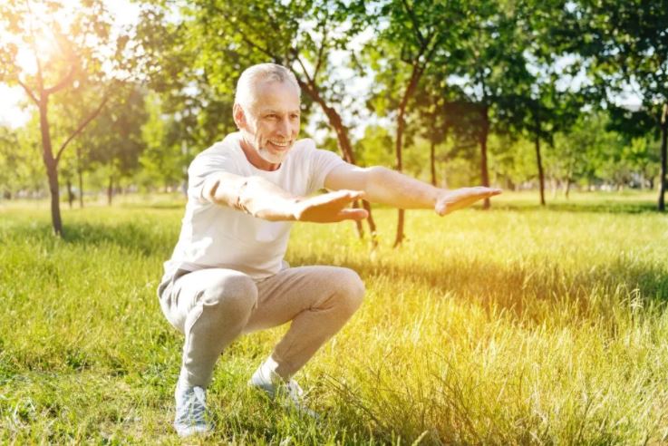 SLM | How The Squat Is The Most Important Exercise For Seniors