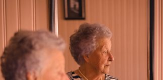 Cold Weather Risks How Older Adults Can Stay Safe and Healthy in the Home 1 scaled