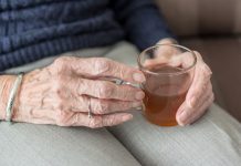 Striking A Balance – How A Detox Diet For Seniors Should Look Like