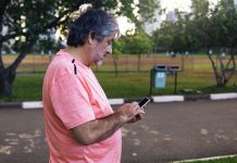 elderly man 5296023 1920